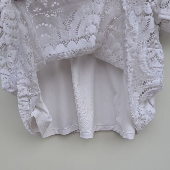 Lilly Pulitzer White Lace Cold Shoulder Ruffle Top Women’s L - Picture 4 of 9